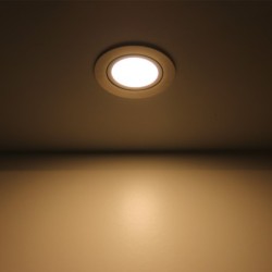 Set di 3 apparecchi LED da incasso e da superficie da 4W orientabili IP20 12V 3000K bianco caldo 175 lumen